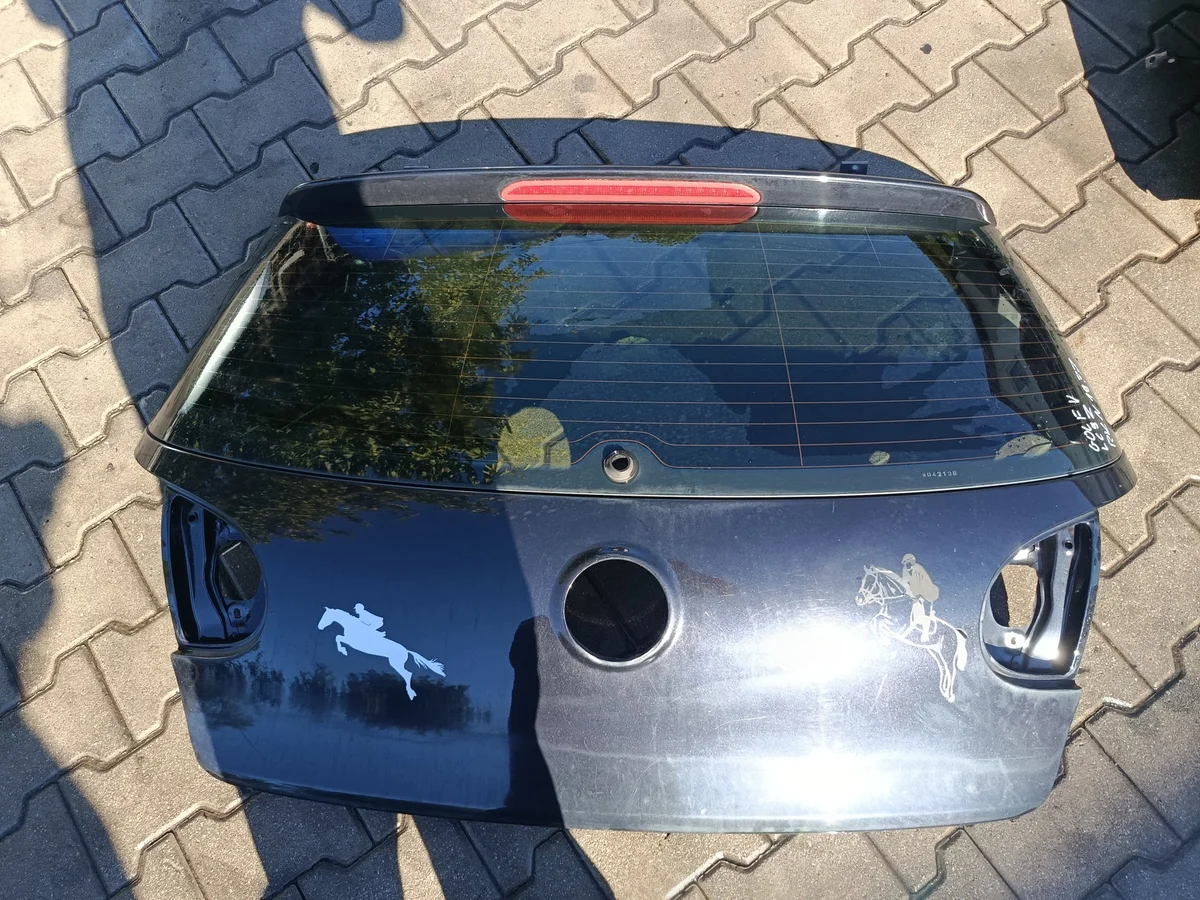 VW Golf V takaluukun kansi LC9Z