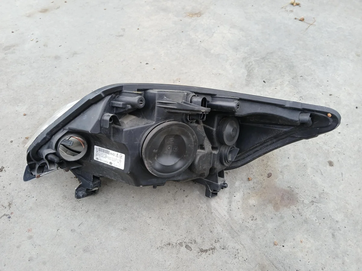 Phare avant droit Ford Kuga MK1 8V41-13W029-BE image 3
