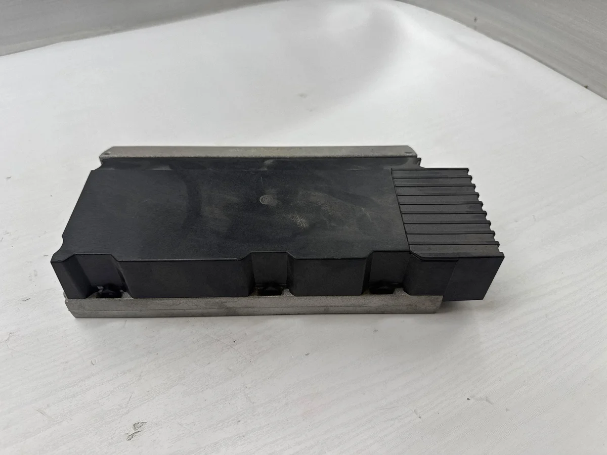Förstärkare Audi A6 S6 C6 4F - OEM 303954001 image 3