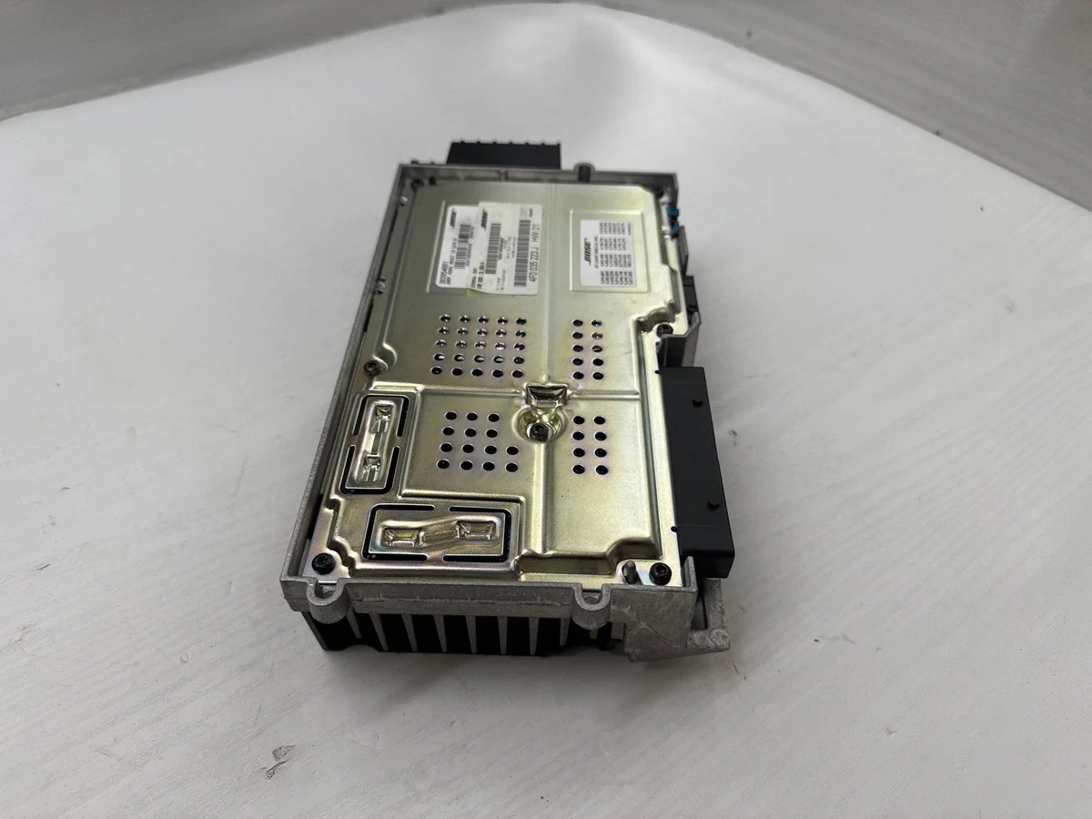 Förstärkare Audi A6 S6 C6 4F - OEM 303954001 image 9