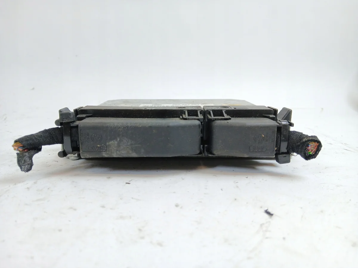 Centralina Motor VW Passat B5 1.6 3B0907557C thumbnail 4