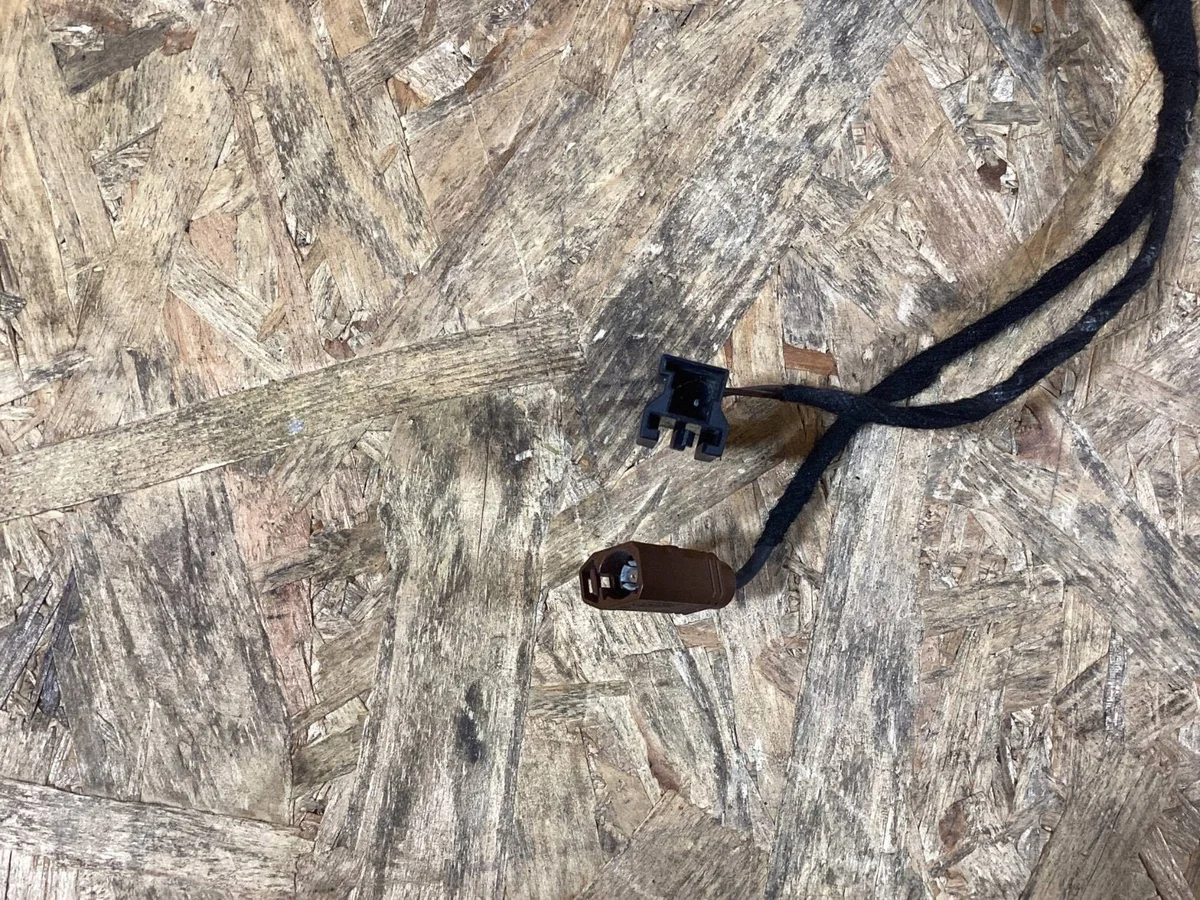 Maserati Levante Wiring Harness 670032376 image 6
