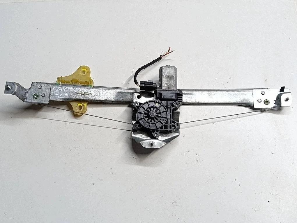 Renault Captur I LIFT lève-vitre avant gauche 807210269RZ9