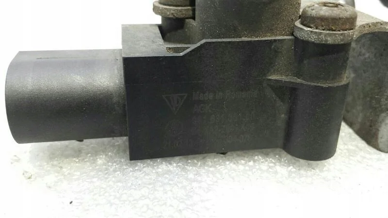 Porsche 911 991 Xenon Sensor 99163138100 image 3