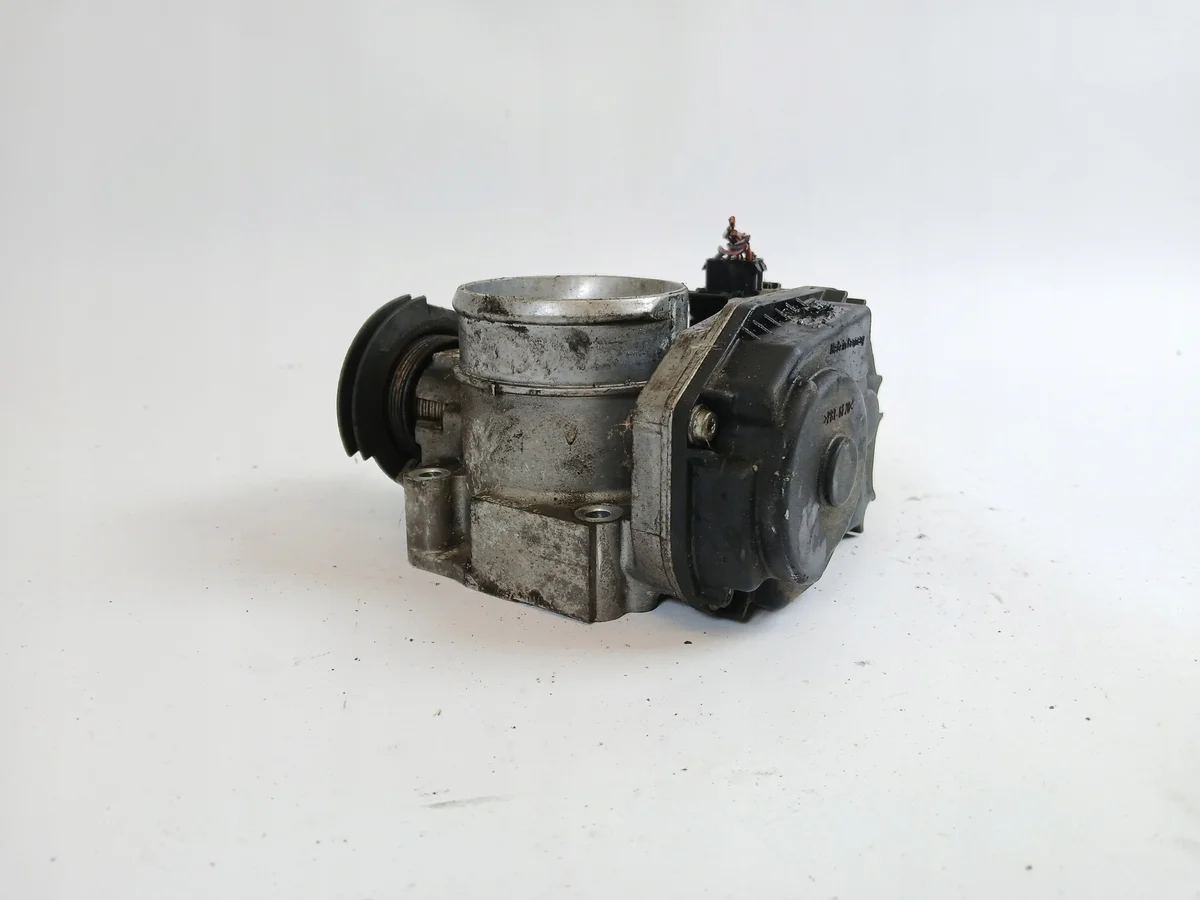 VW Passat B5 Audi A4 B5 1.8 T Drosselklappe image 5