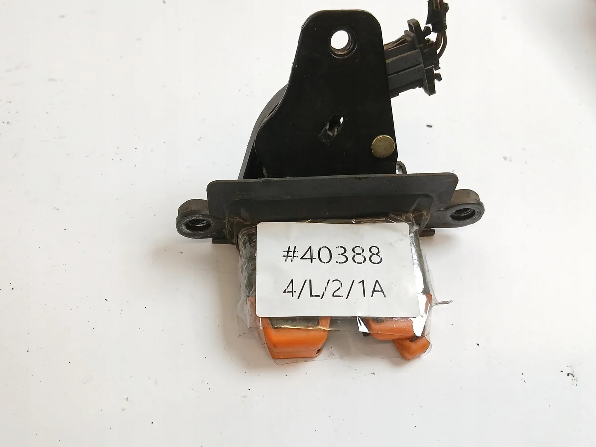 Skoda Fabia I Heckklappenverriegelung 6Y0827501H image 7