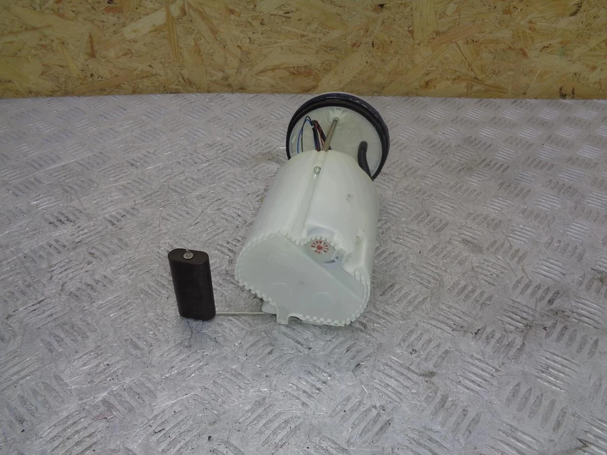 Skoda Citigo VW Up Mii 1.0 MPI Kraftstoffpumpe image 6