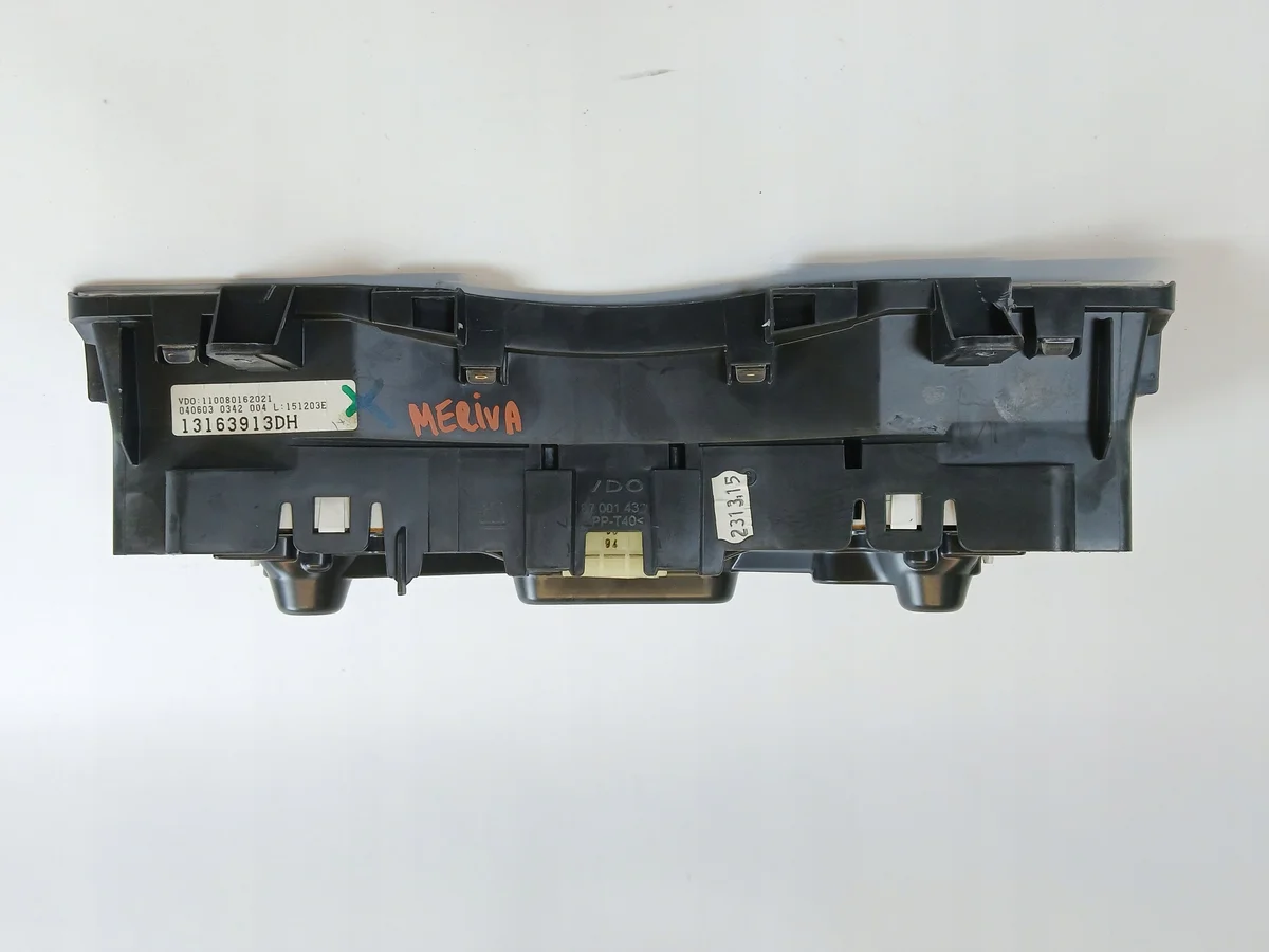 Opel Meriva A instrumentpanel 1.6 image 5