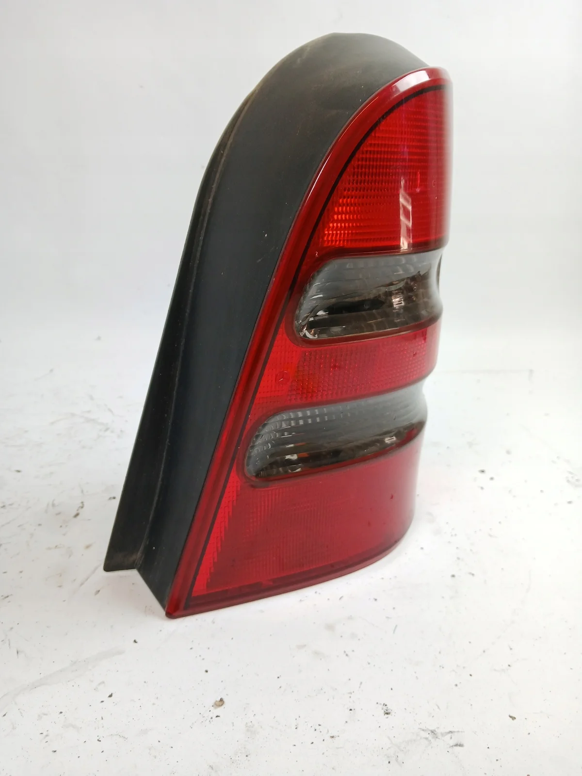 Mercedes W168 Baklykta Höger image 3