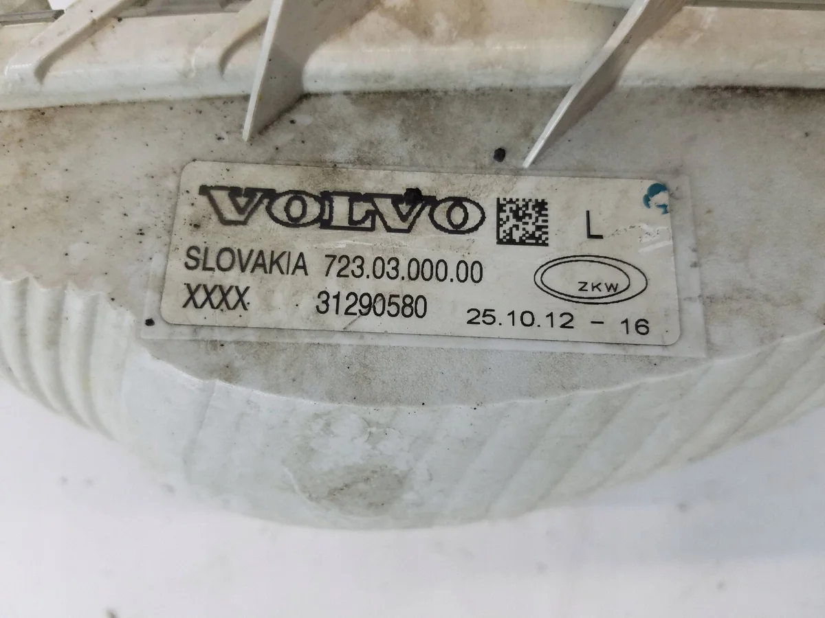 Volvo V40 II Scheinwerfer links gebraucht image 3