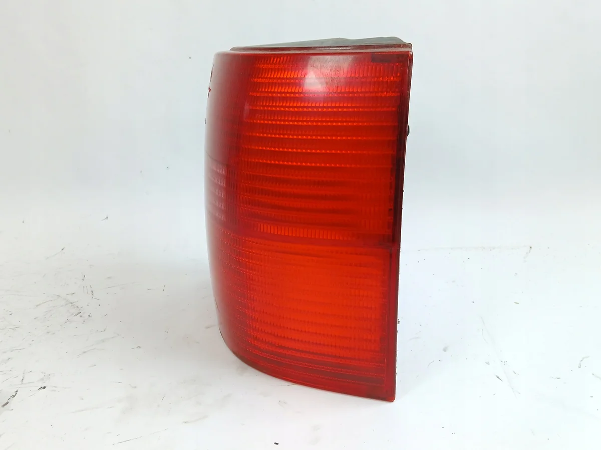Lampada posteriore destra Passat B5 Kombi image 3
