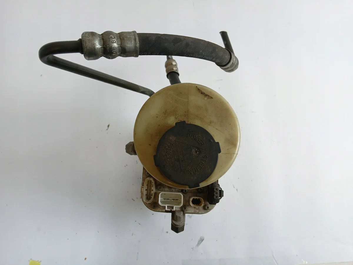 Ford Focus Mk2 C-Max Servolenkungspumpe image 5