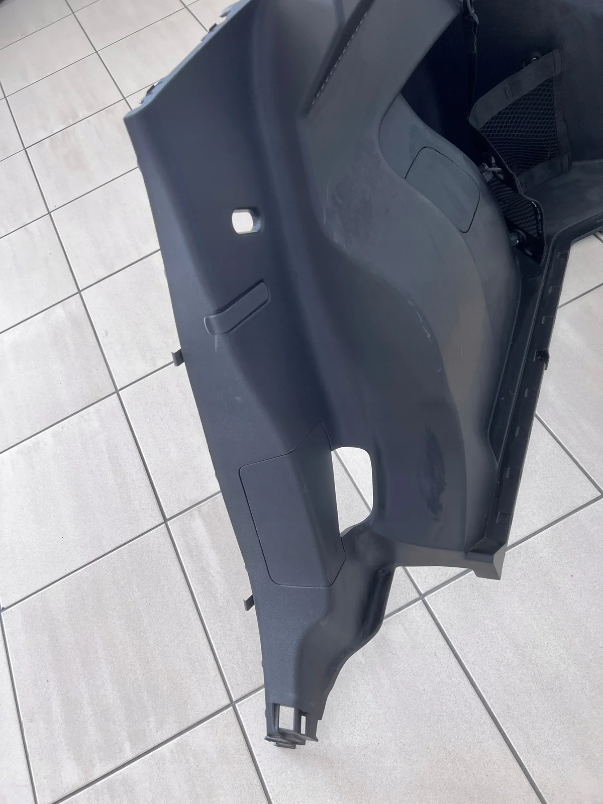 Seitenverkleidung Kofferraum rechts Nissan Leaf ZE1 84950-5SH0B thumbnail 1