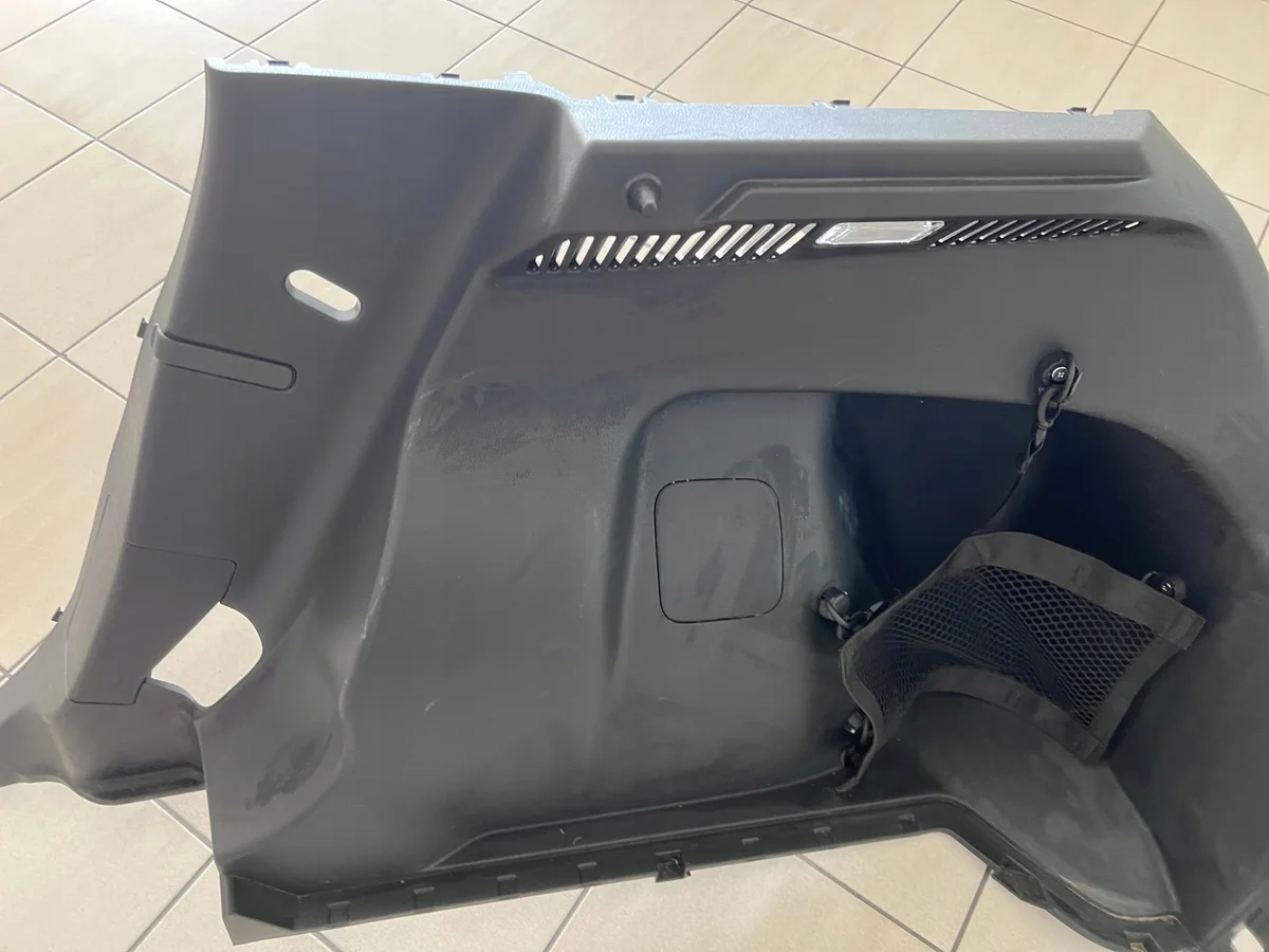Seitenverkleidung Kofferraum rechts Nissan Leaf ZE1 84950-5SH0B thumbnail 3