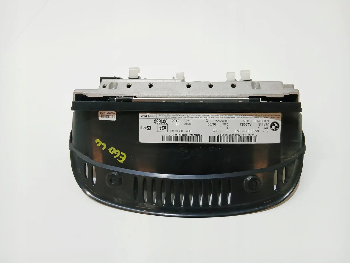 BMW E60 E61 LCI Navigationsdisplay 9211972 image 7