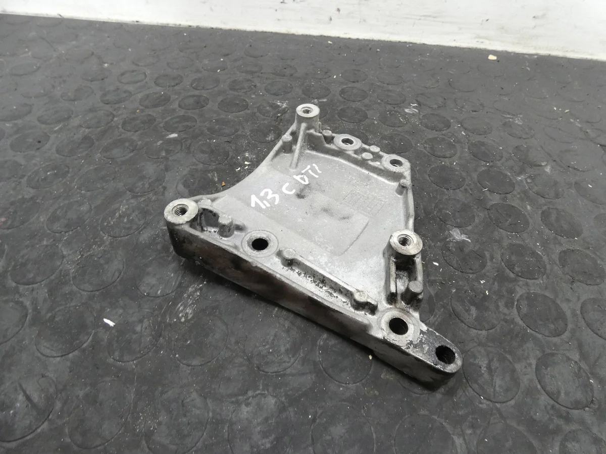 Halter Klimakompressor Fiat Doblo II 1.3 51769230