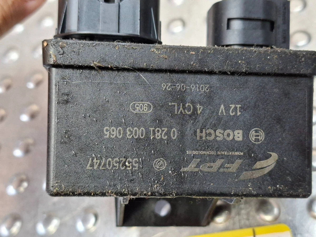 Alfa Romeo gloeibougiereleis S27728586 thumbnail 5