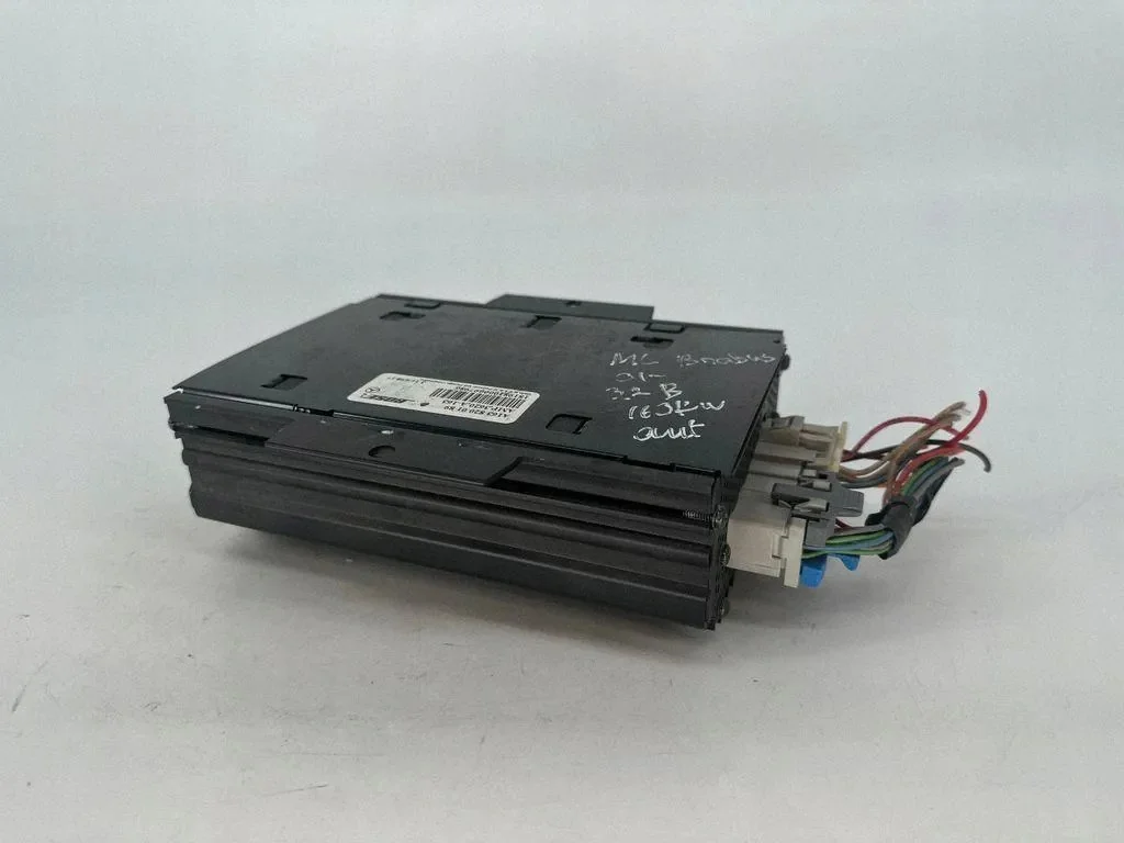 Mercedes ML W163 Bose Verstärker A1638200189 thumbnail 3