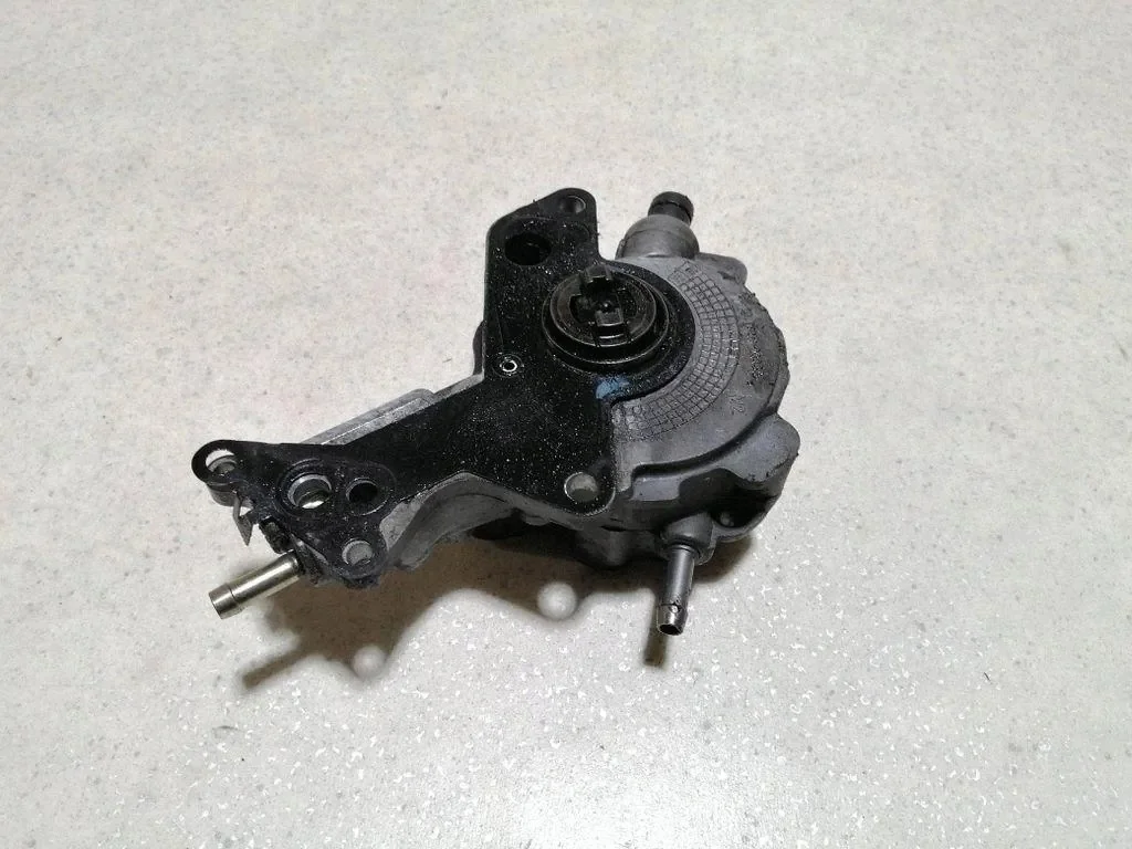Bomba Vácuo LUK 1.9 TDI Passat B5 Usada
