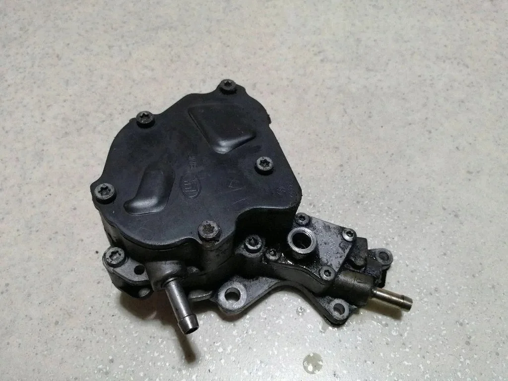 Bomba Vácuo LUK 1.9 TDI Passat B5 Usada image 4