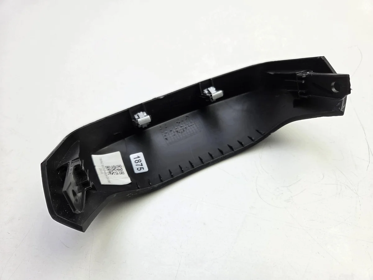 Ford Mondeo MK5 tunnelplast bak ES73-F045E24-CB image 6