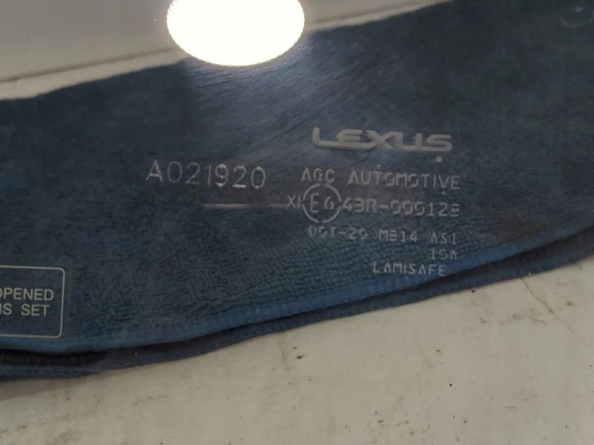 Lexus RZ 1 Türscheibe Vorne Links image 3