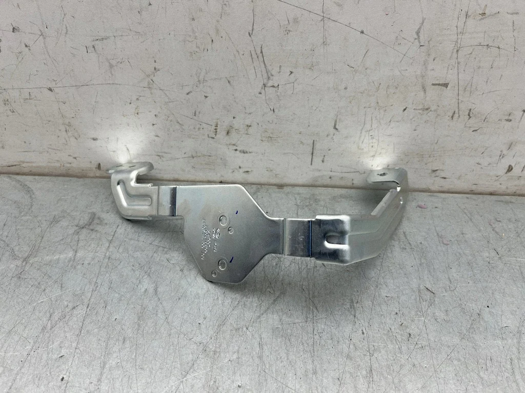 Hyundai Kona II Motorraum Teil BE96533100 image 3