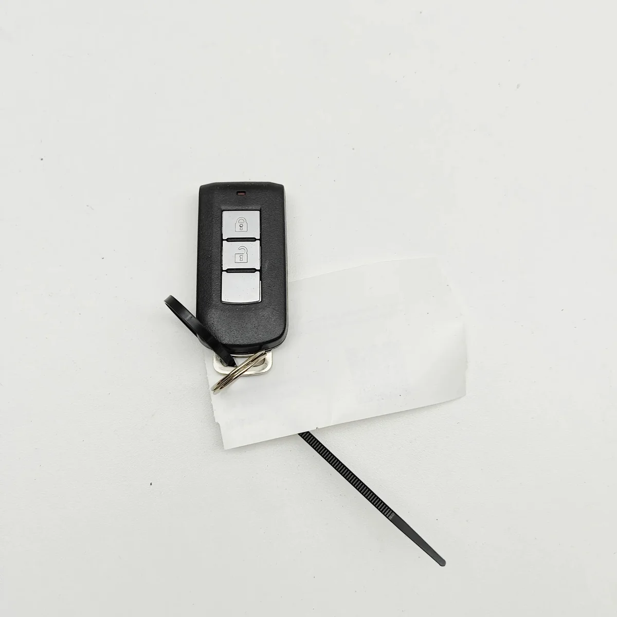 Clé Mitsubishi L200 / Triton 6370B986 image 2