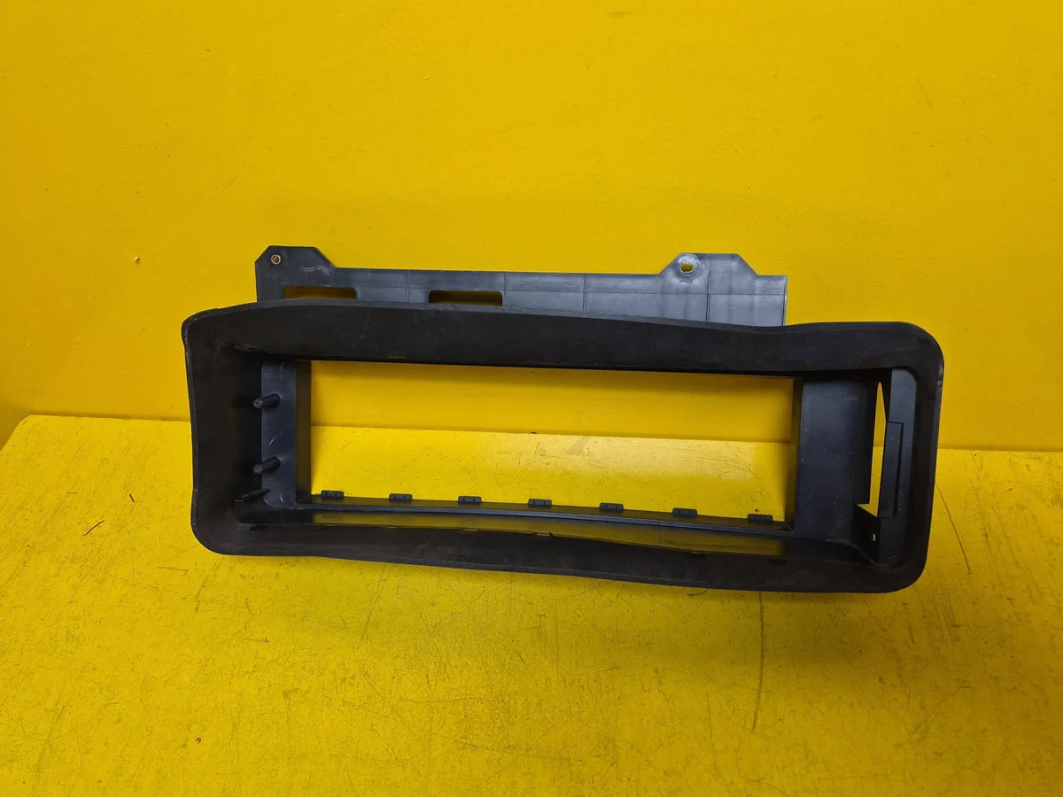 Luchtinlaat Renault Captur I 214991203R