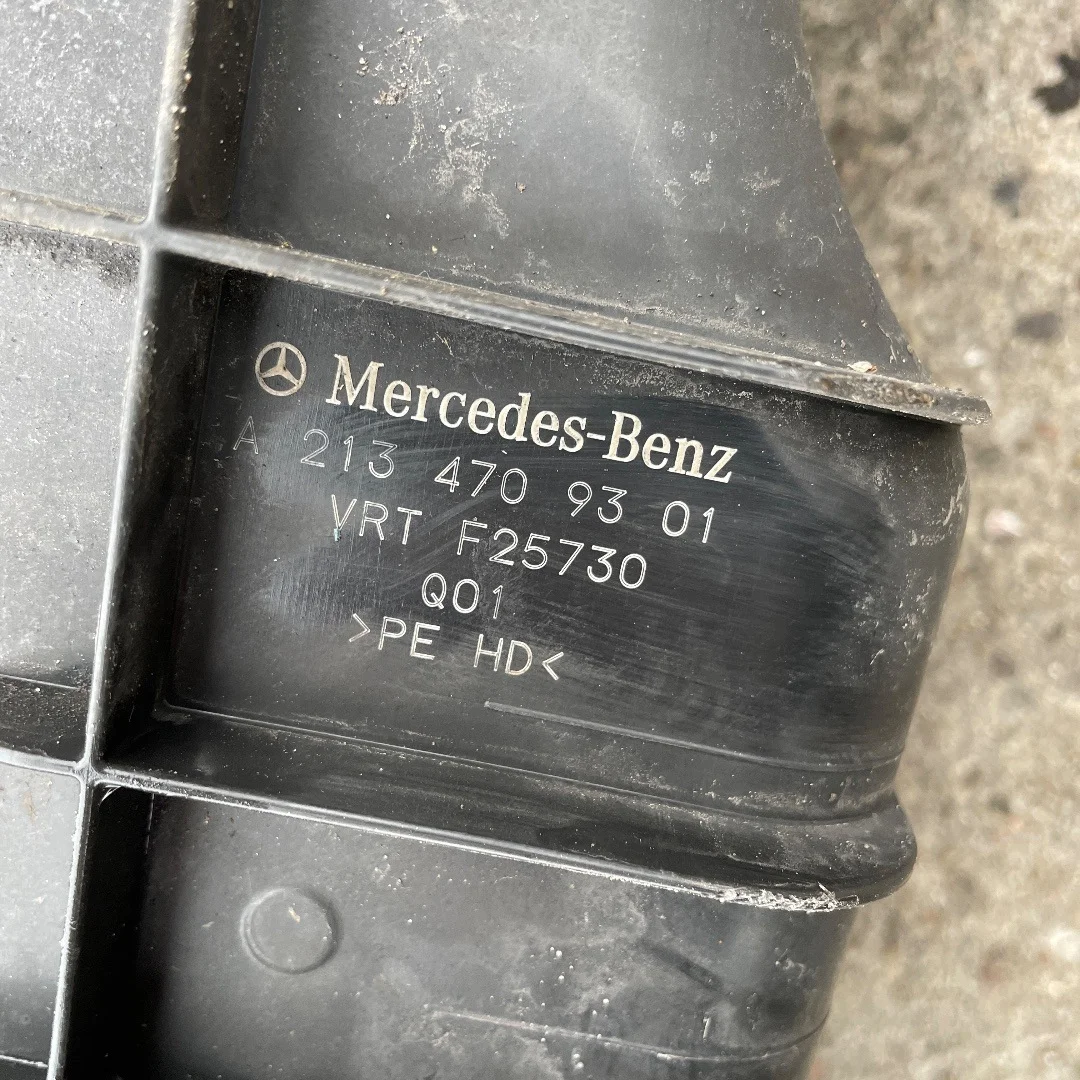 AdBlue Tank Mercedes E-Klasse W213 A2134709301 thumbnail 3