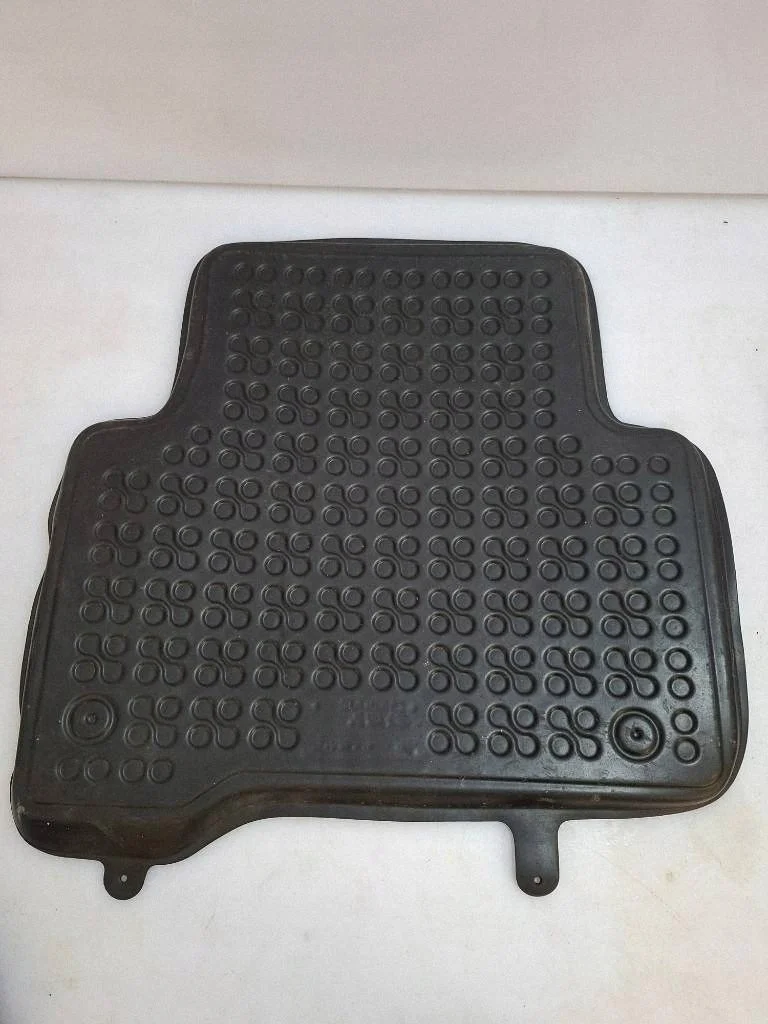 VW Tiguan II Gummimatten Satz 5NA image 6