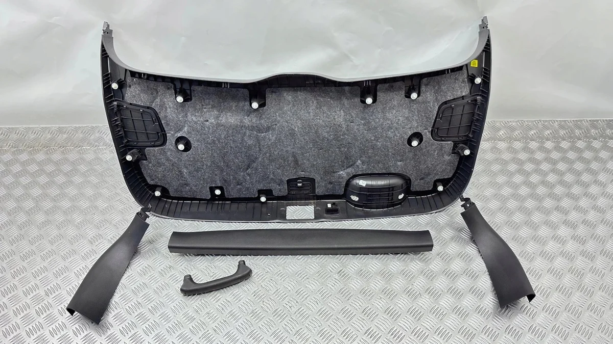 Kia Sorento III Klappe Rückseite Verkleidung image 4
