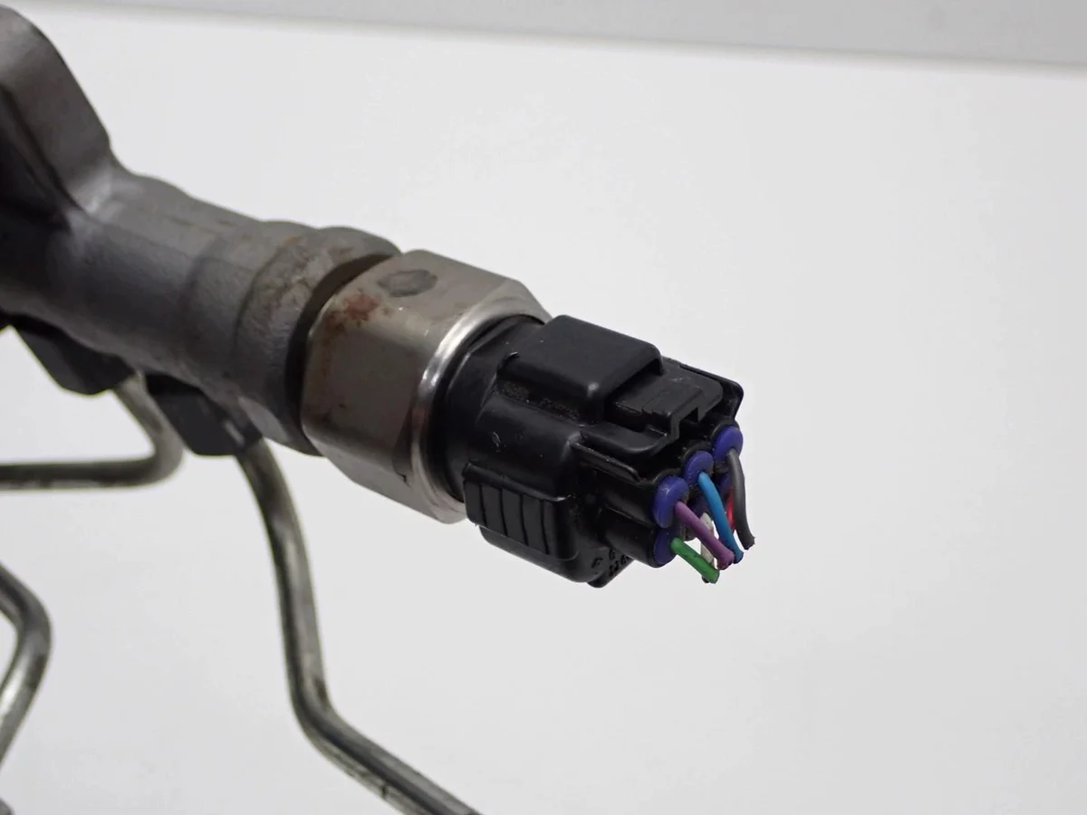 89458-20051 Kraftstoffleiste Sensor Toyota Hilux thumbnail 4