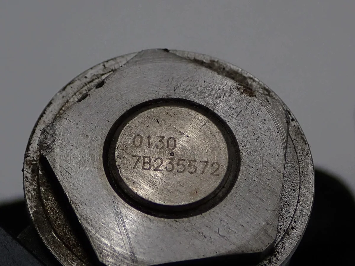 89458-20051 Kraftstoffleiste Sensor Toyota Hilux thumbnail 6