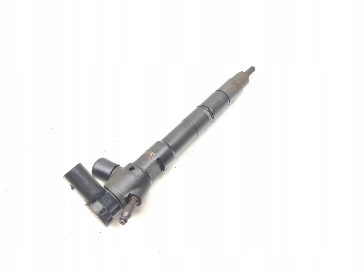 Injecteur Skoda Octavia 1.6 TDI 04L130277BC image 3
