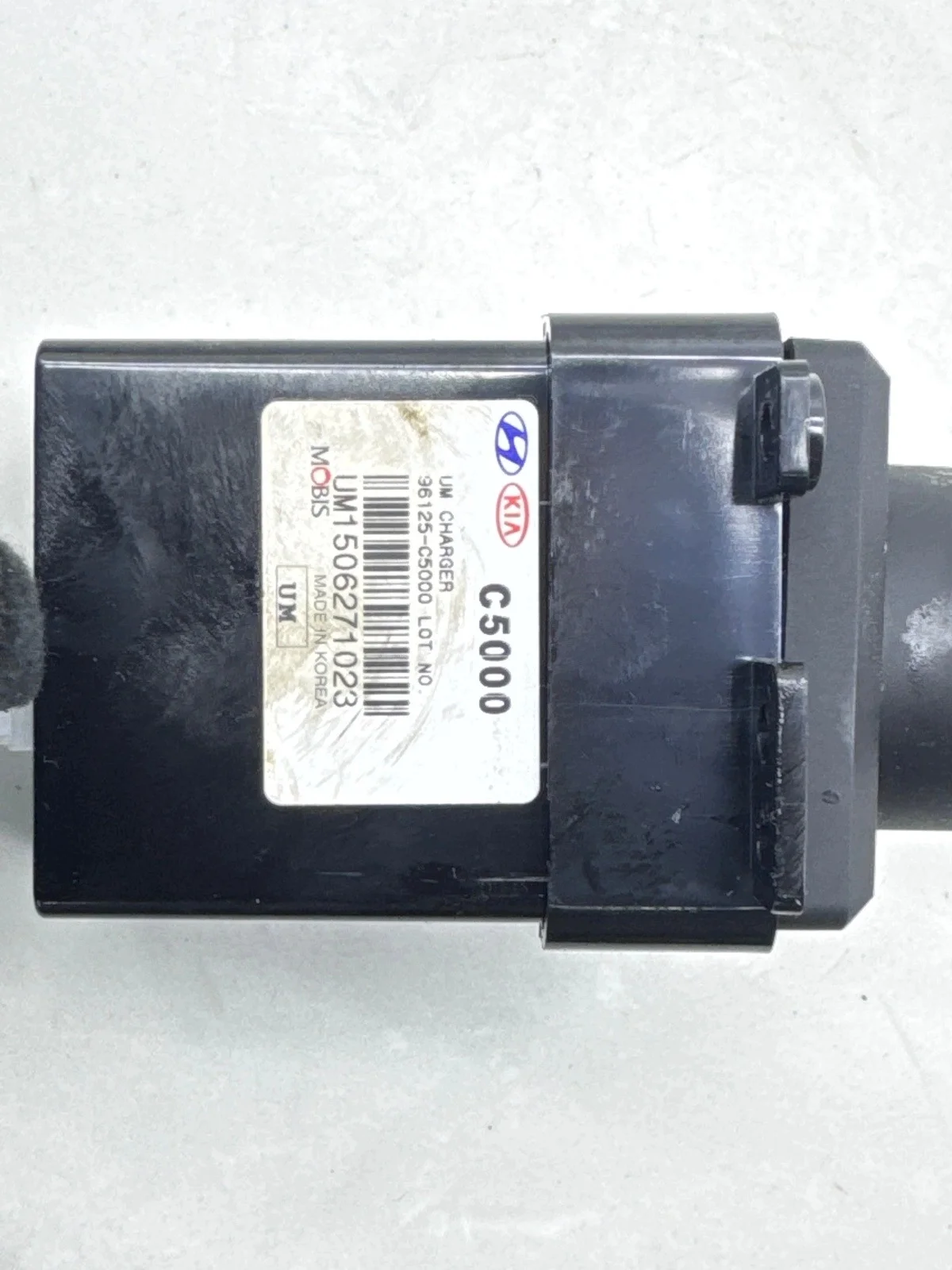 Conector USB Kia Sorento III 96125-C5000 thumbnail 3