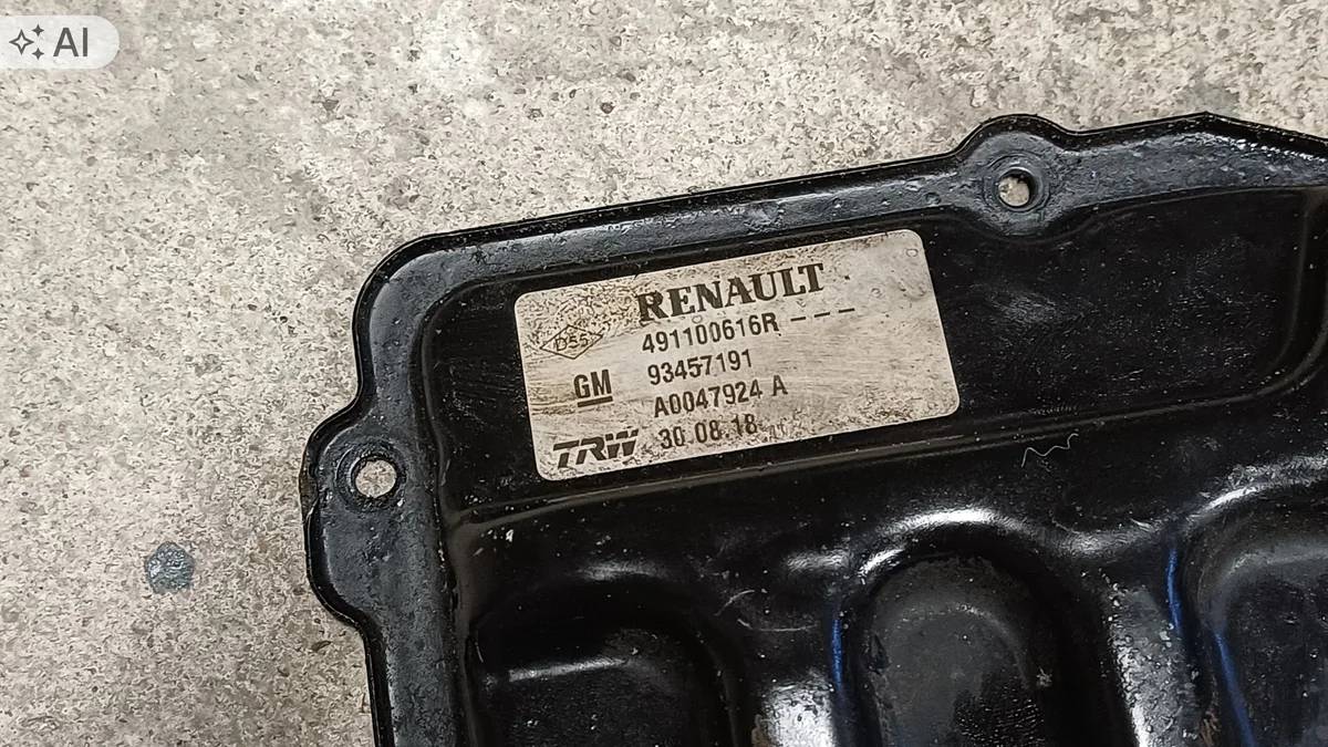 Renault Trafic III Lenkhilfe Pumpe Ölwanne image 3