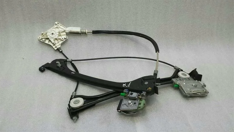 Fönsterhiss höger fram Mercedes SLK R171 A1717200246