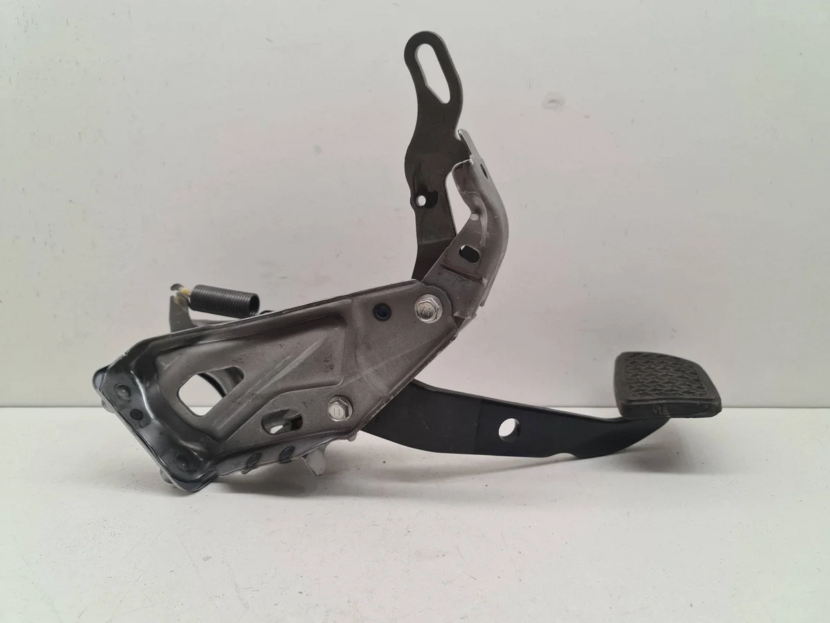 Rempedaal Toyota Land Cruiser J150 image 4