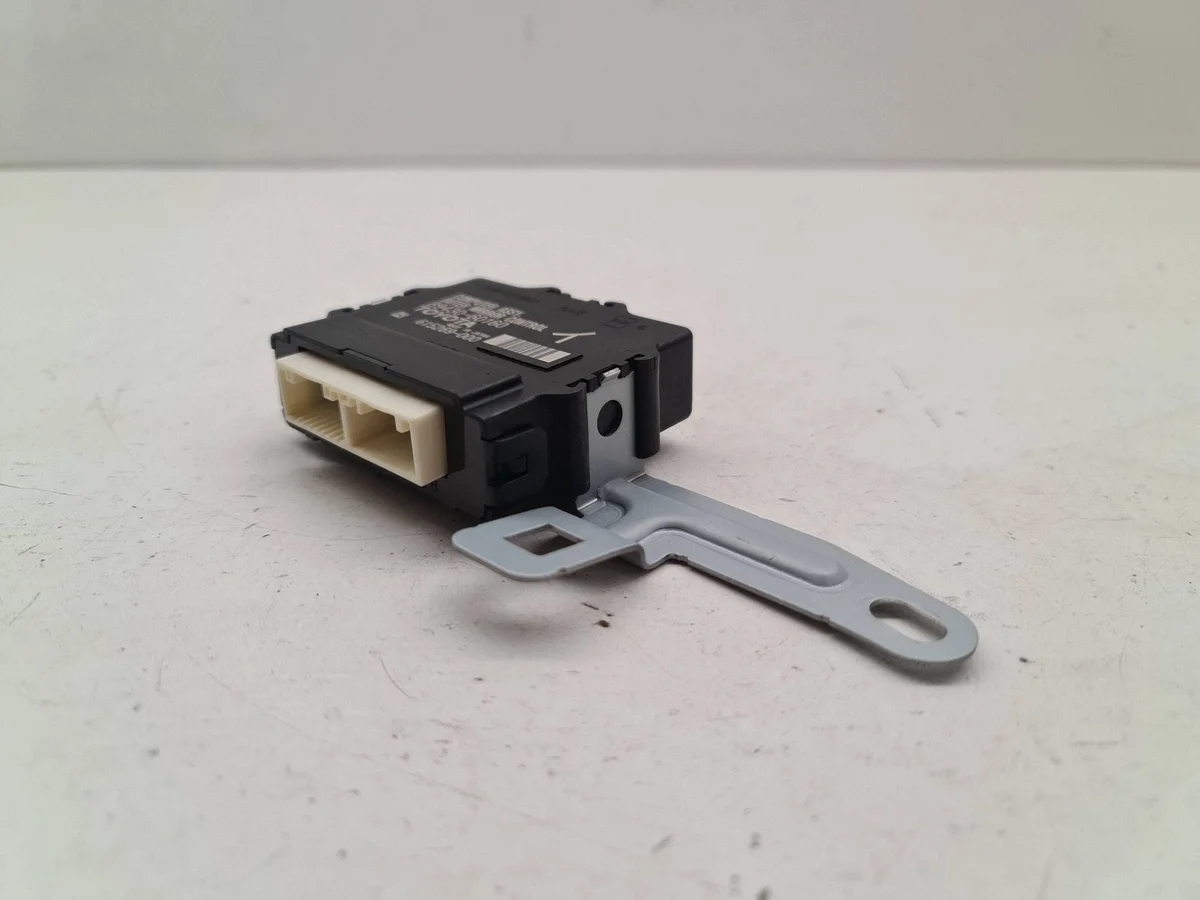 Modul Spiegel Toyota Land Cruiser J150 8943060160 image 3