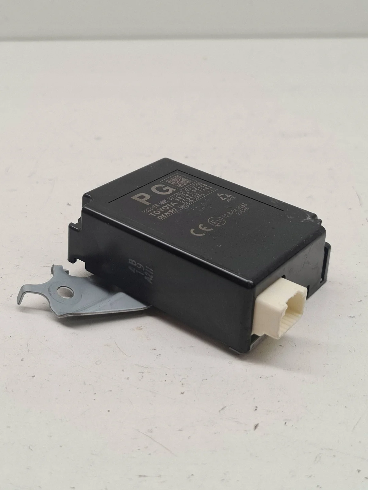 Modulo Immobilizer Toyota Land Cruiser J150 thumbnail 1