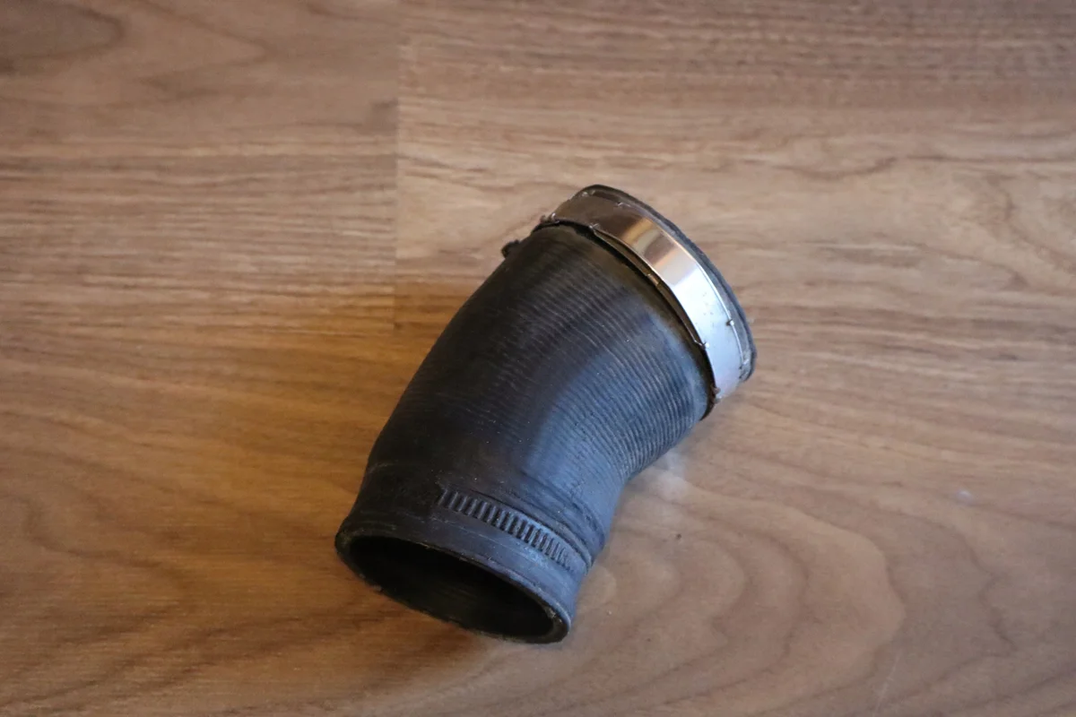 Tubo Ar VW Audi 5C0145838