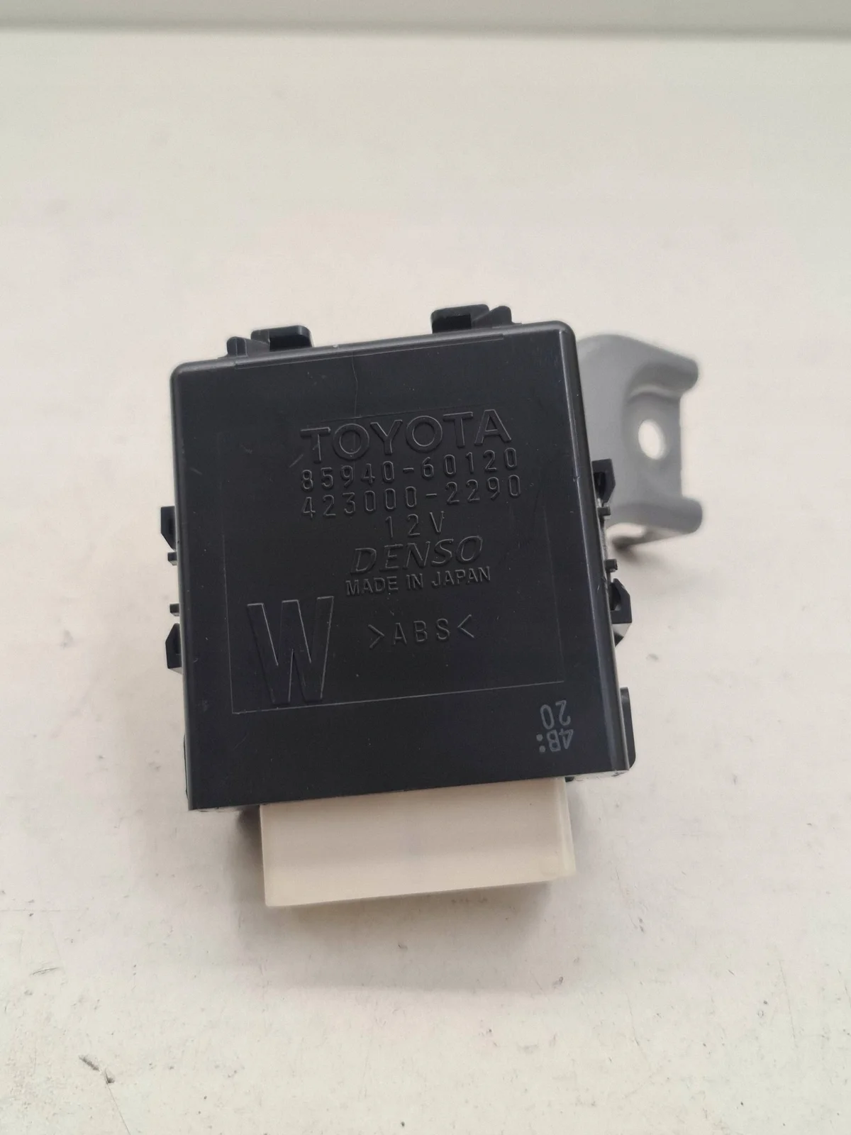 Toyota Land Cruiser J150 8594060120