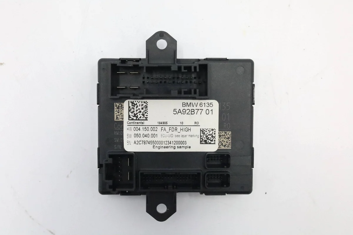 BMW X1 U11 Door Module 5A92B77 image 2