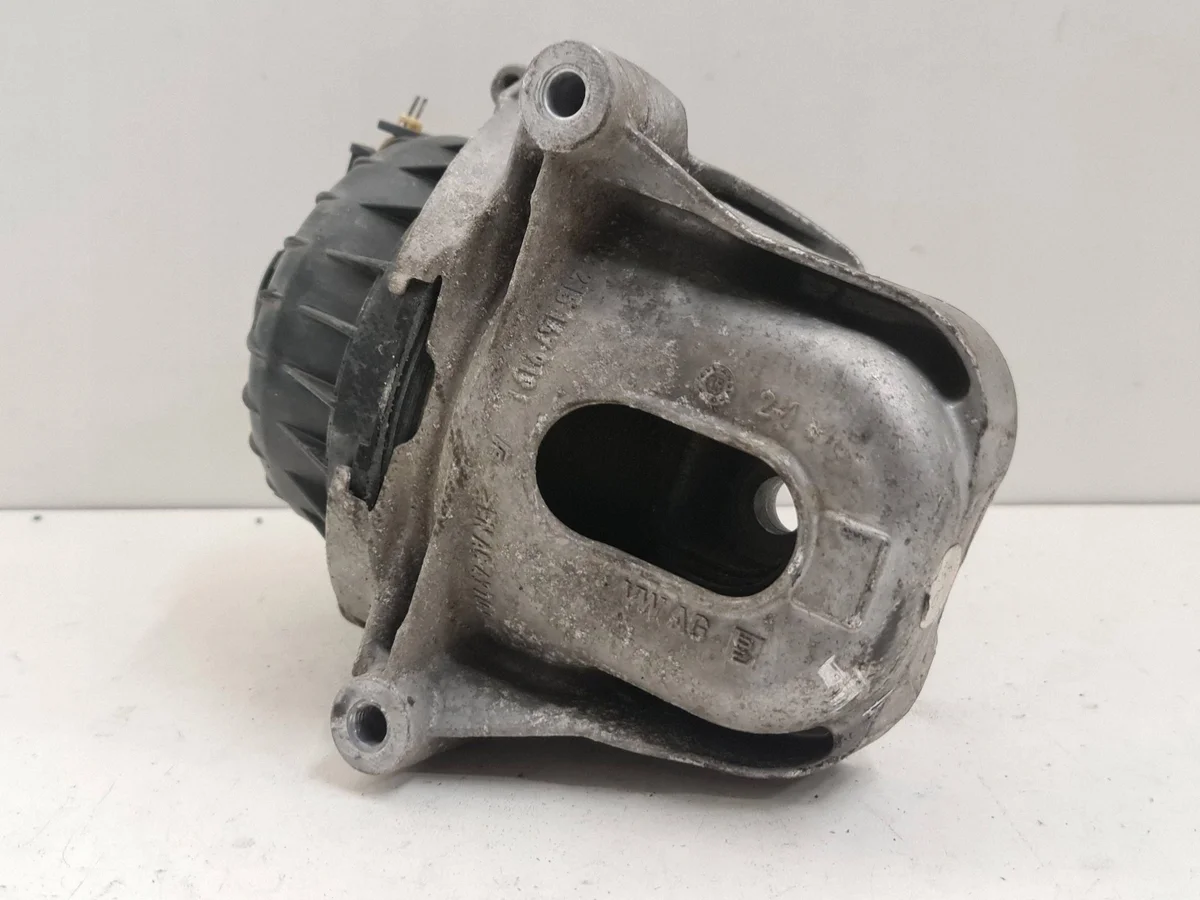 Audi Q7 4M Motorhalterung 4M0199371C image 6