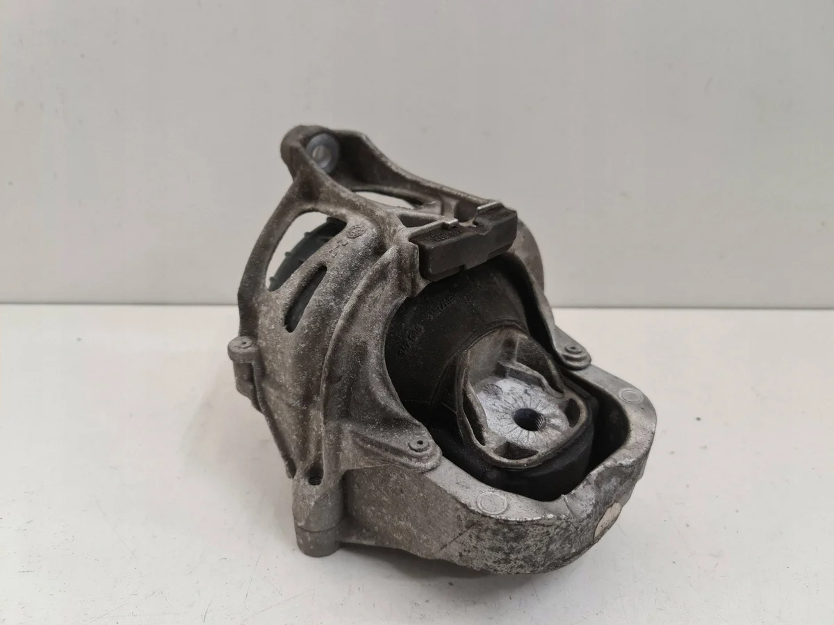 Support moteur Audi Q7 3.0 TDI 4M0199372C image 4