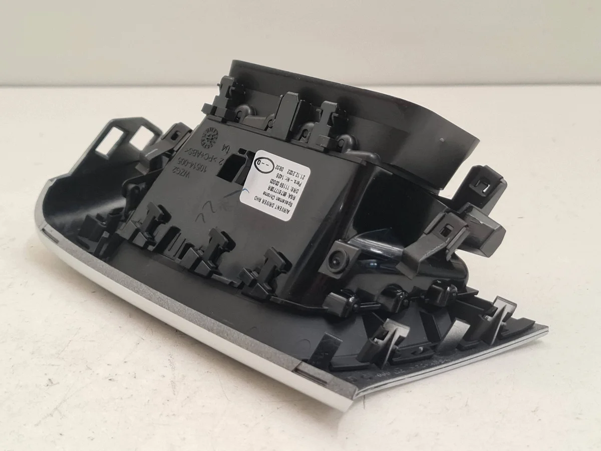 Grille ventilation Renault Captur II 687617708R image 5