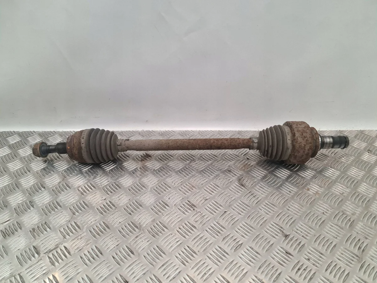 Drivaxel bak Mercedes-Benz GL X164 A1643501810