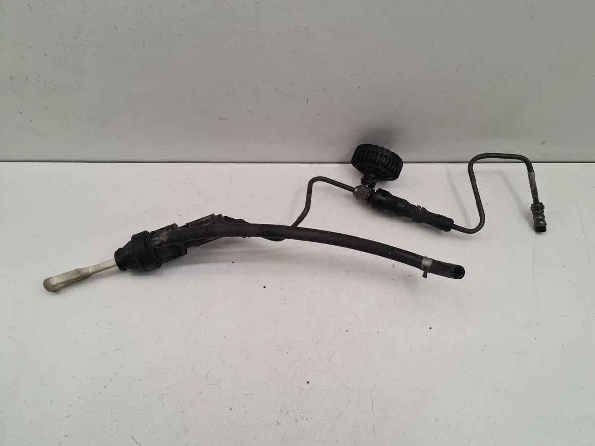 Pompe injection Fiat Freemont 04743867AF image 3