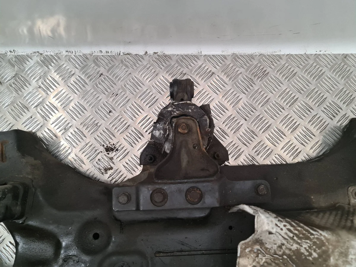 Fiat Freemont Front Subframe RUZ7626 thumbnail 5